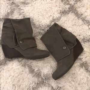 Gray Wedge Booties!